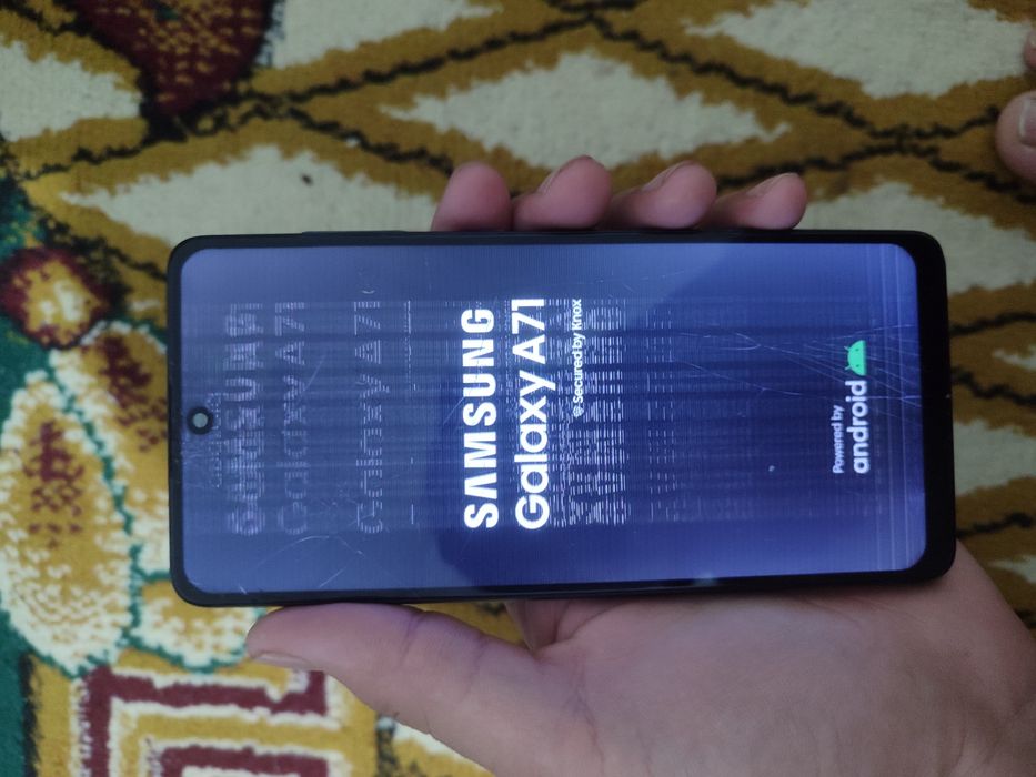 Samsung A71 satiladi 128gb ekran steklo saliw kerek