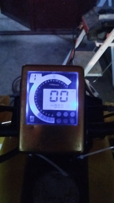 Vând ATV bashan 200cc