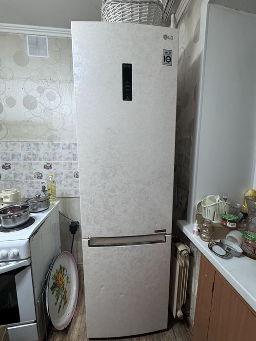 Холодильник LG 200 см