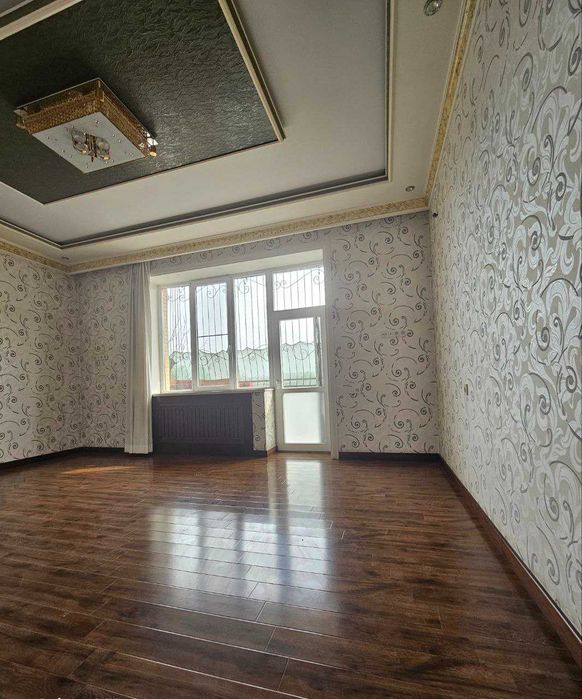 Продается элитная 5-комнатная квартира.