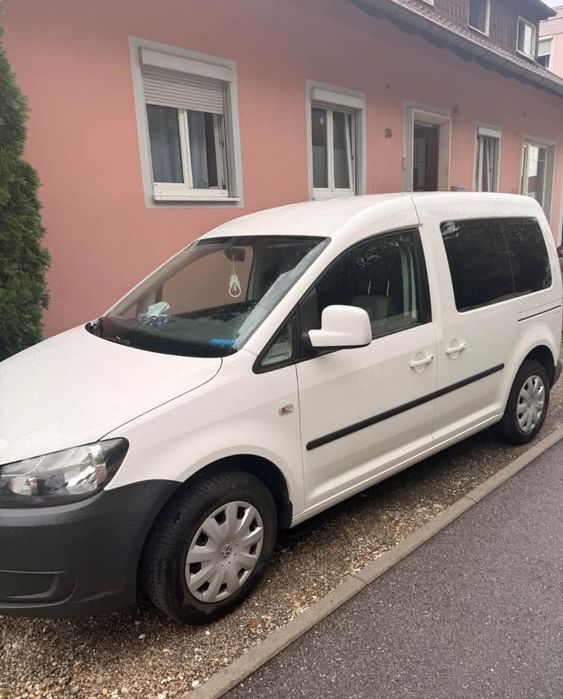 VOLKSWAGEN Caddy 2013 — imagine 3