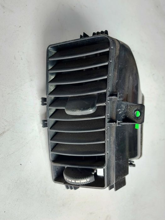 Въздуховод централен за Mercedes-Benz Sprinter W906 след 2006г