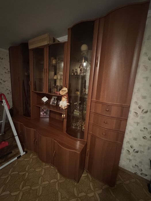 Стенка в гостинную