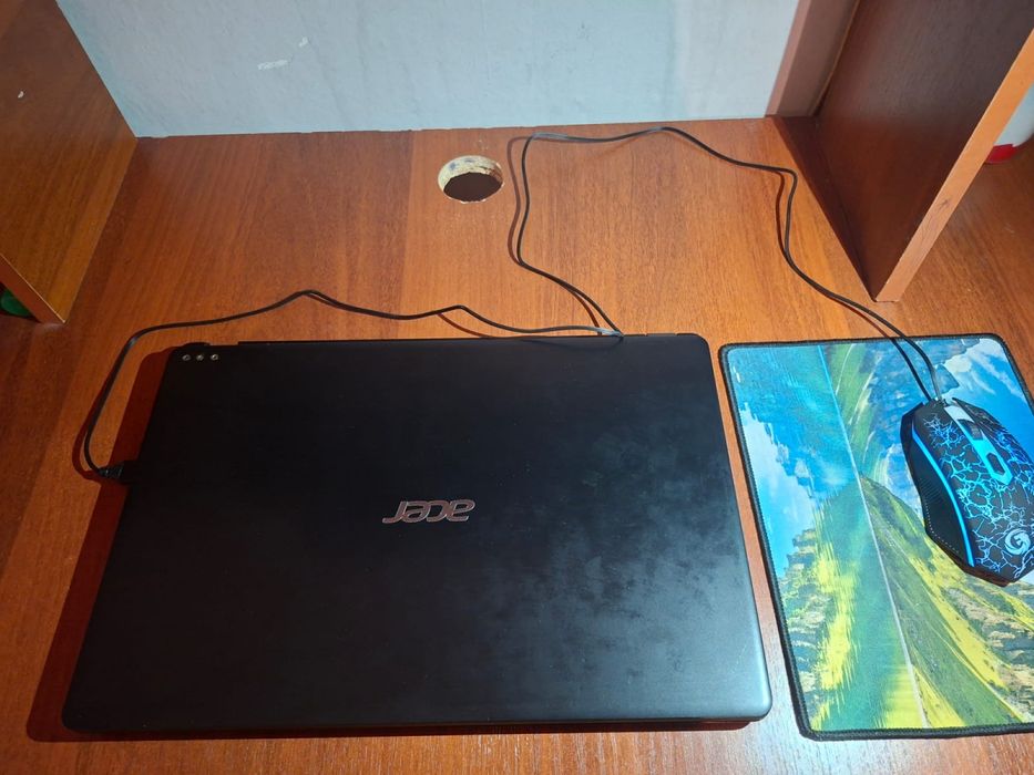 Ноутбук Acer (4/512 ГБ)