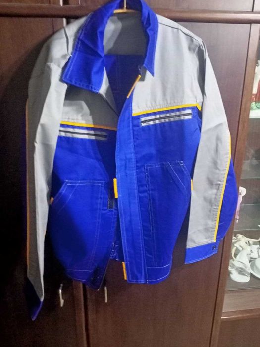 спец.форма. темносинего цвета.новая.