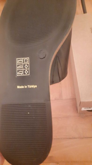 Дамски чехли STEVE MADDEN естествена кожа