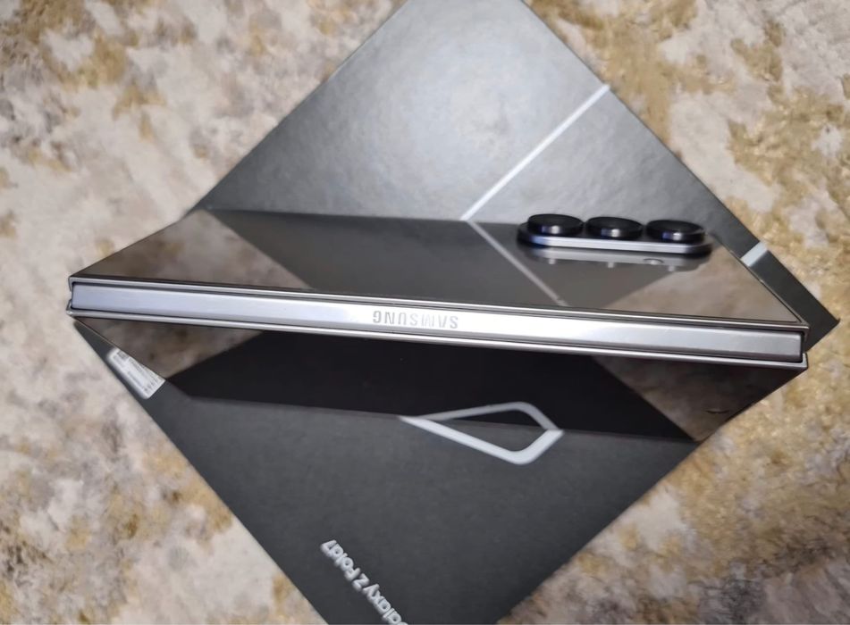 Samsung Fold 7  512Gb  Silver Shadow