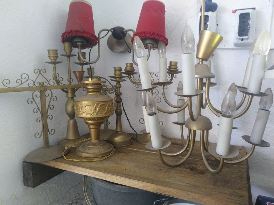 Лампи ръчна изработка на ток и свещници