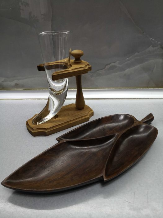 Халба за бира викингска рог и купа за ядки