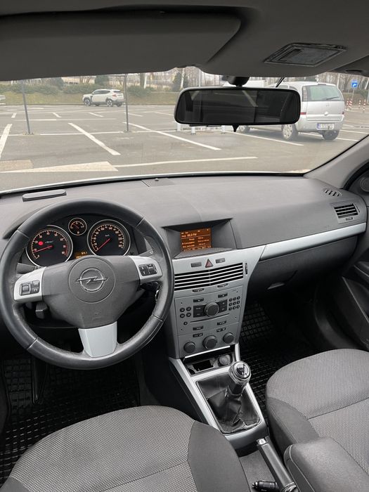 Opel Astra H 2009