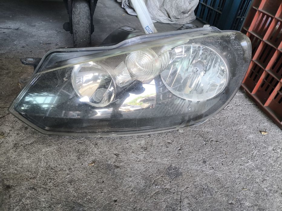 Фар за VW Golf VI