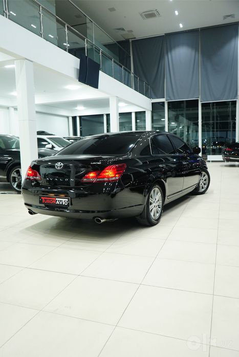 Toyota Avalon 2008