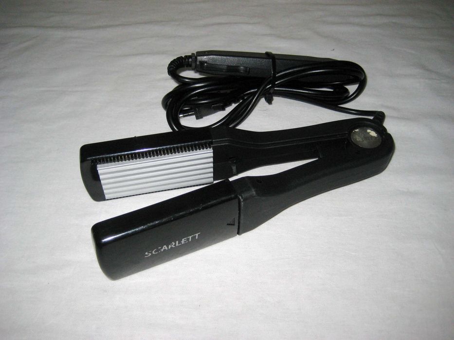 Щипцы -плойка для завивки оригинал BROWN идеальном рабочим состоянии!