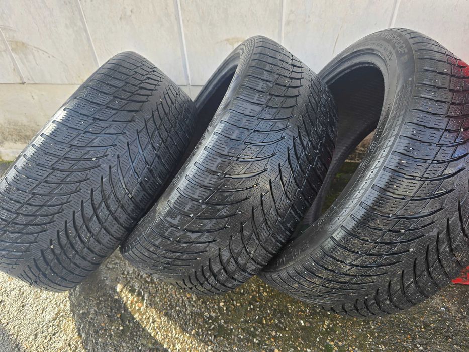 Nokian 245/40/18, dot 3321, 6mm, 3бр. ИЗГОДНО!