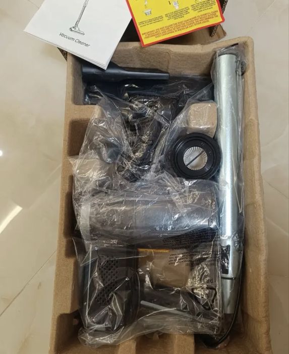 Легкий новый пылесос