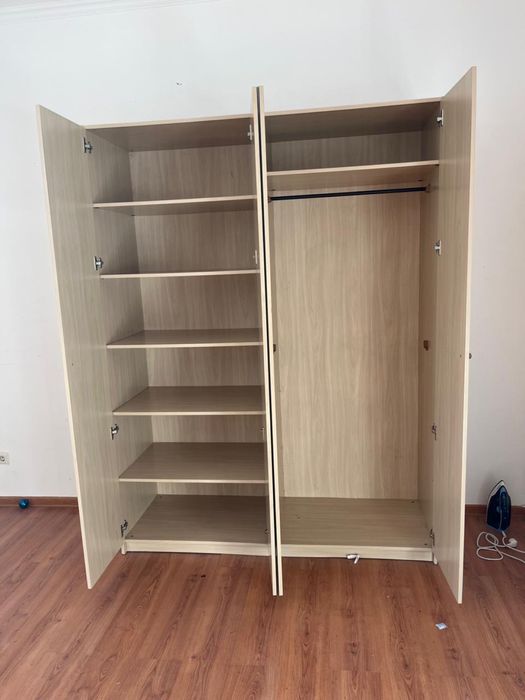 Продам шкаф для одежду