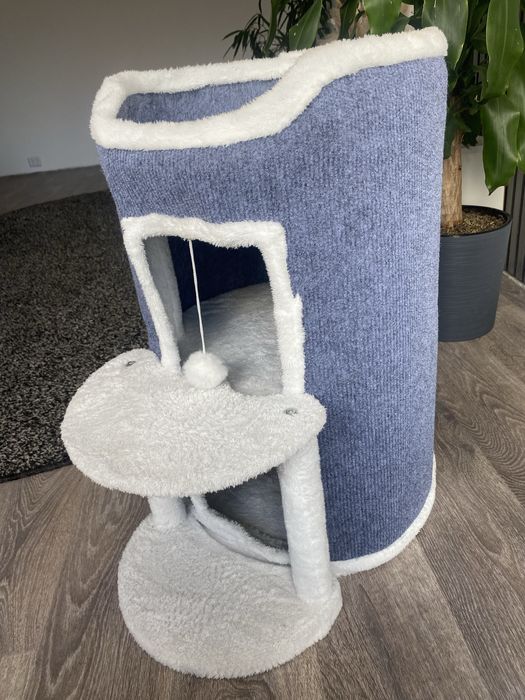 Продается кошкин дом, хорошее состояние.