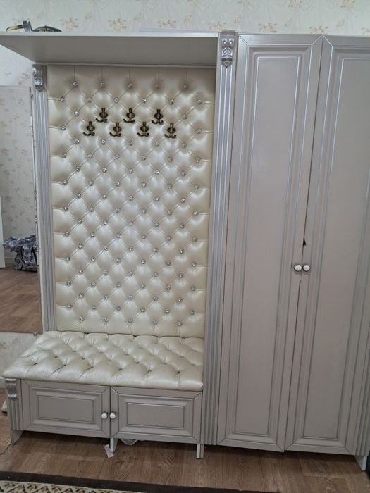 Продам шкаф прихожая