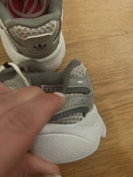 Sneakerd adidas nr.23.