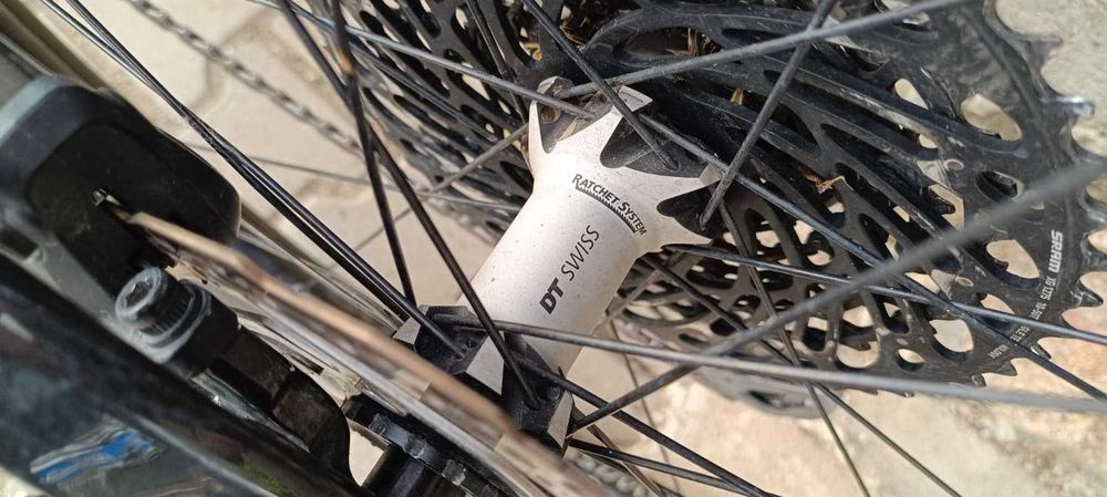 Bicicleta Merida Ninety-six (96) carbon full suspension