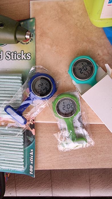 Vând ceas pentru cadre medicale și nu numai