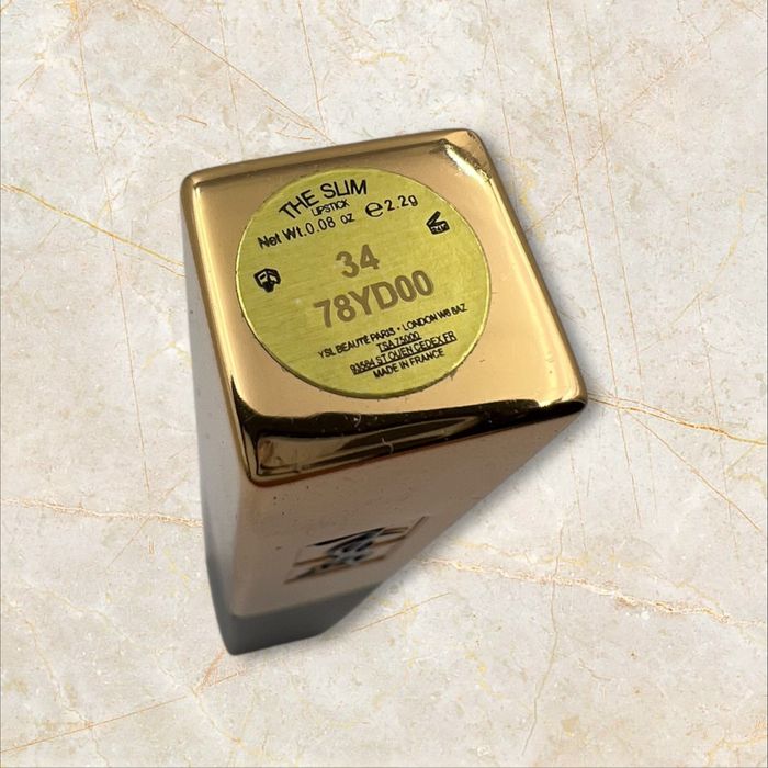 Yves Saint Laurent Червило за устни