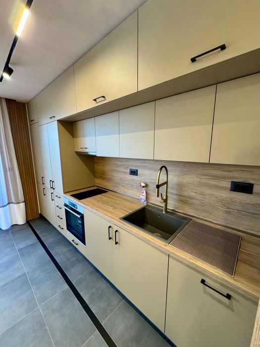 Дава се под наем Двустаен апартамент в Асеновград - 70 кв.м за 548.25 € - Снимка #5