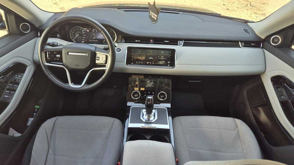 Range Rover Evoque 2023 impecabila