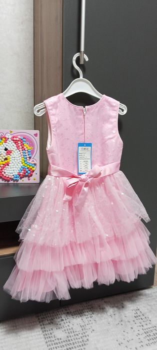 Нарядные платья 2-6 лет