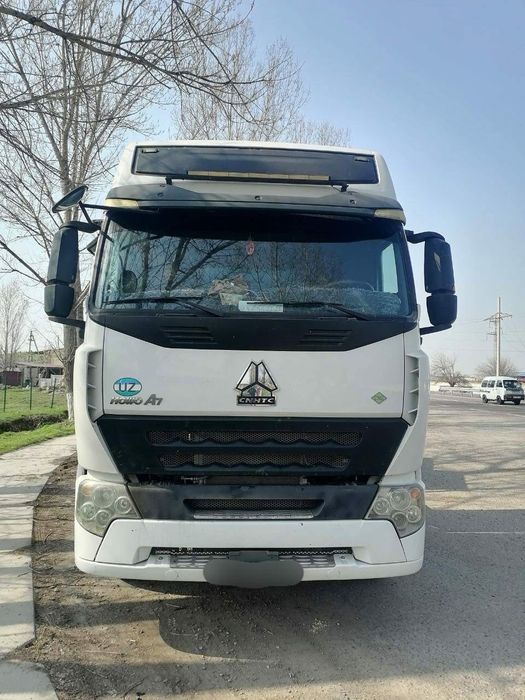 Тягач HOWO А7 Бухара