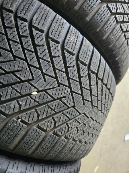 285/35/23 PIRELLI 4бр