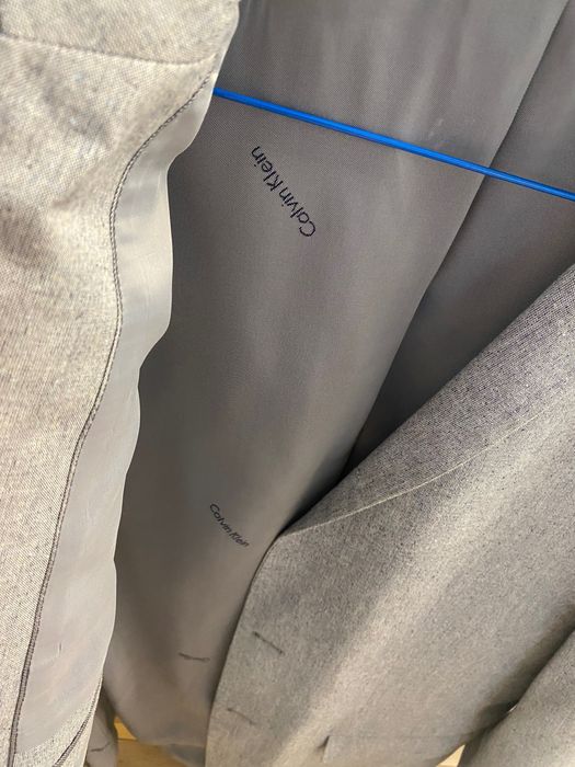 Vând sacou smart casual gri deschis de zi, rever scurt