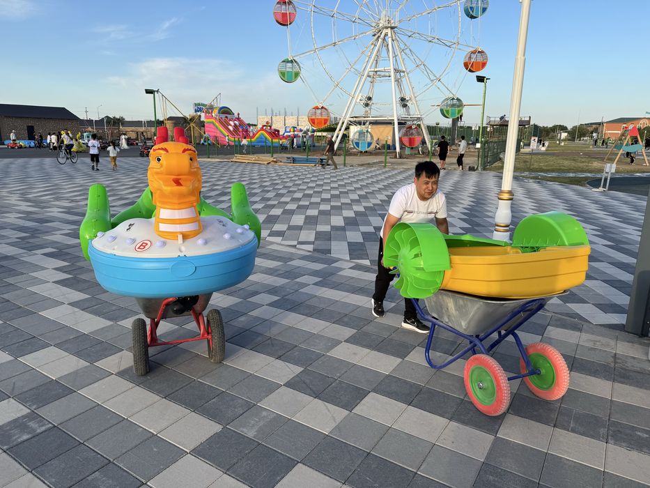 катамаран почти новый