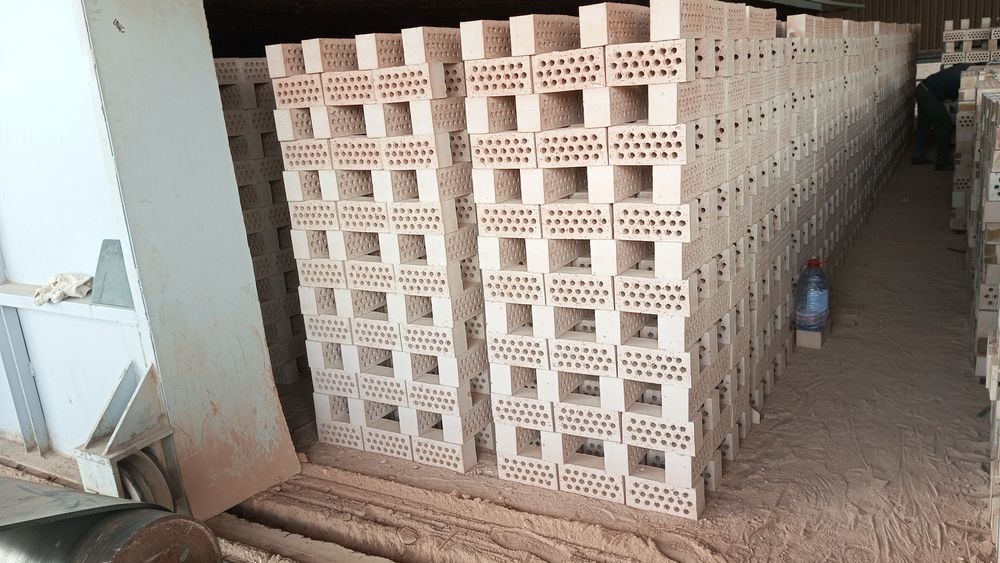 Пишган Гишт, Кирпич полтара Жженый кирпич доставка хом гишт халол