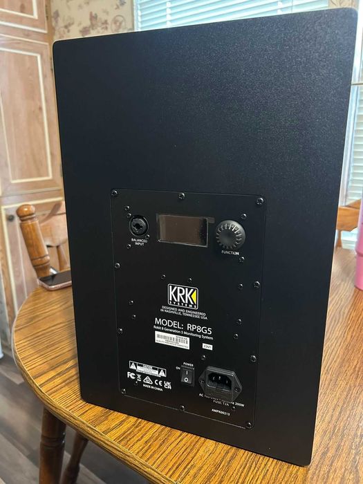 Boxe monitor studio KRK Rokit RP8 G5 2x203W RMS noi cu 2 ani garantie!