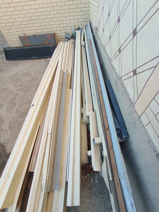 Нова сотилади комплект метири 20 минг келишамиз