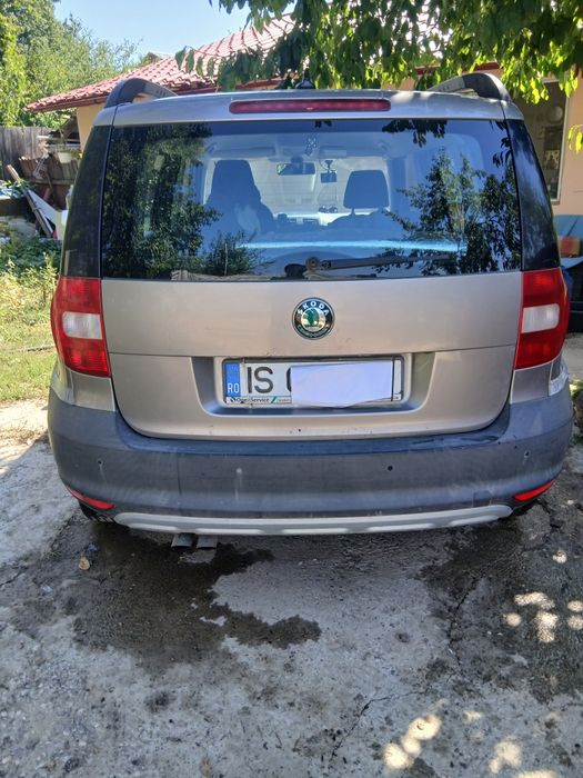 Vând skoda yeti        .