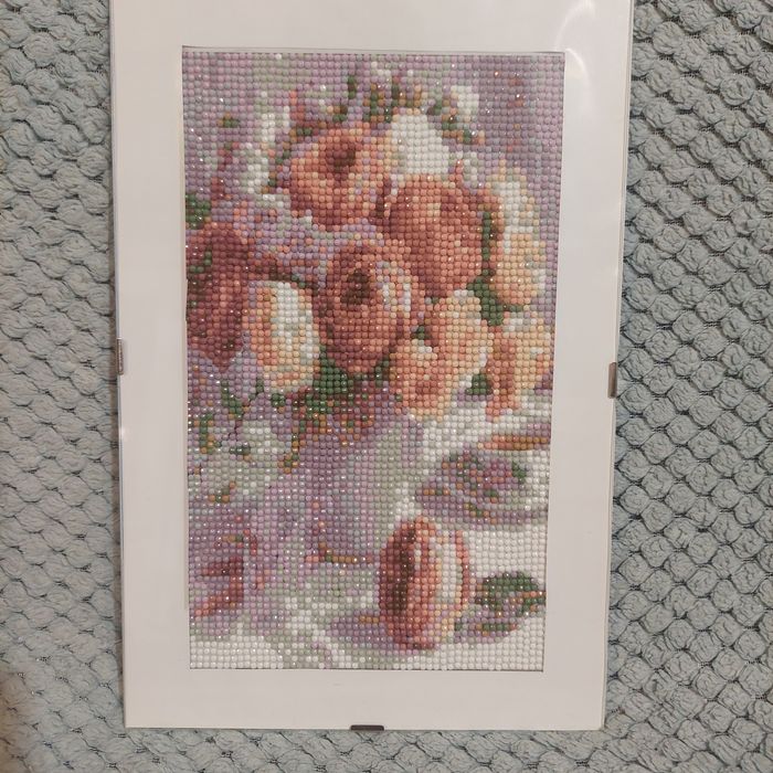 Vând tablouri din "diamante"