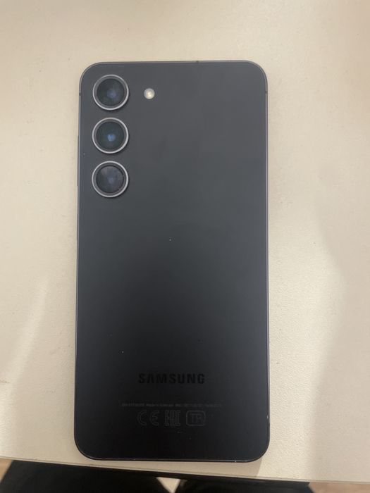 Samsung Galaxy S23 8/256