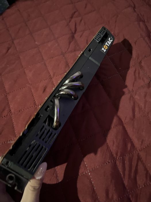 Placa video nvidia GTX 570