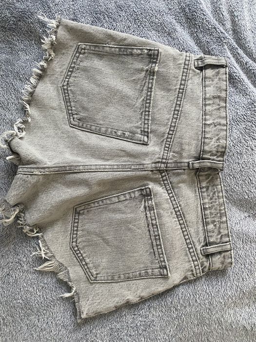 Къси дънкови панталони р-р 36