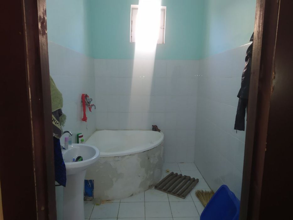 Termiz tumani Limonariyada Kottej sotiladi