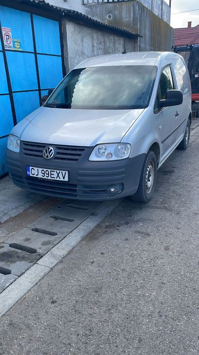 Vând Volkswagen Caddy