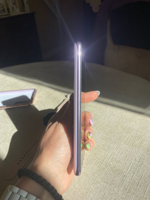 Samsung Galaxy S20 FE 5G + Samsung watch 4