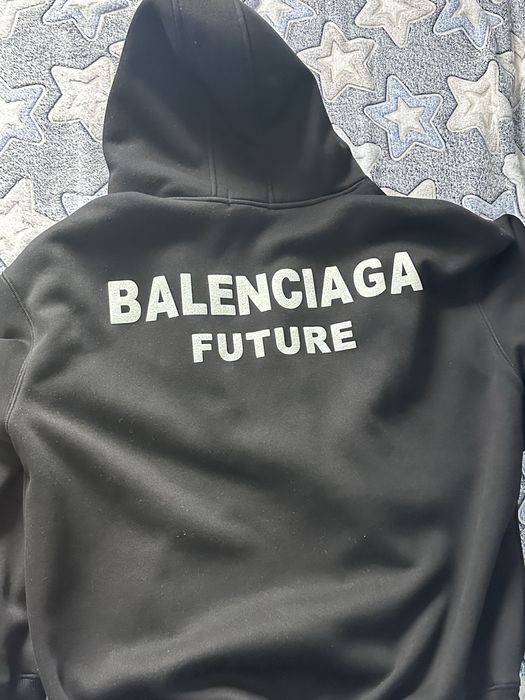 Продам зип худи balenciaga