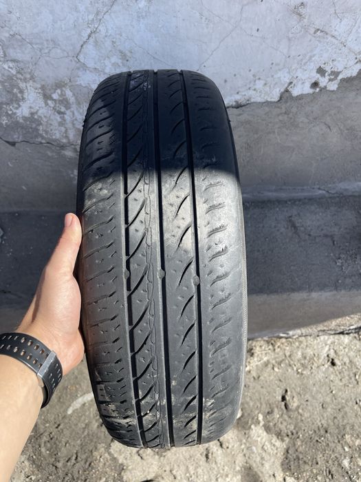 Шины комплект хорошие