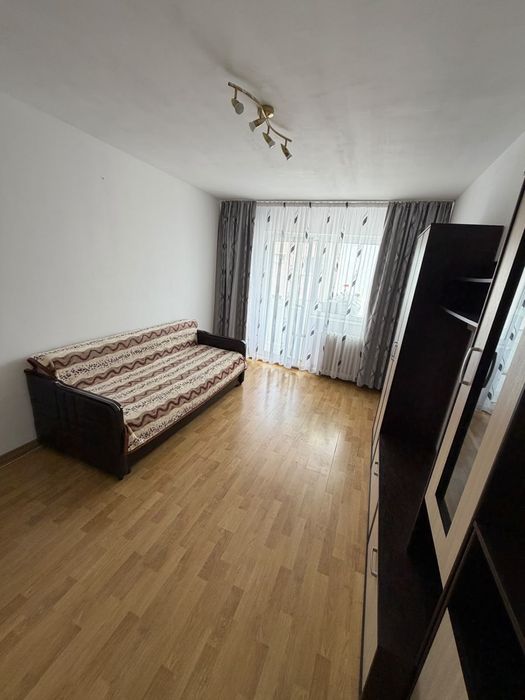 Apartament de închiriat
