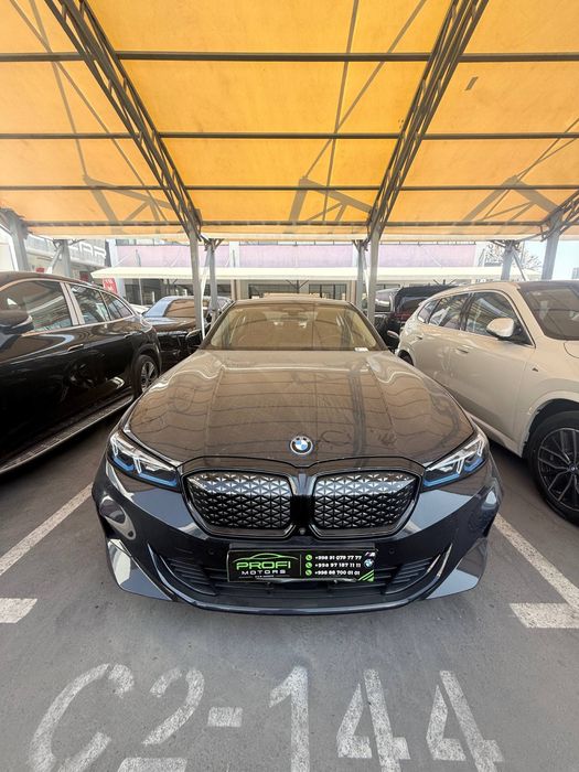 BMW i3 40L night sport 2024 yil
