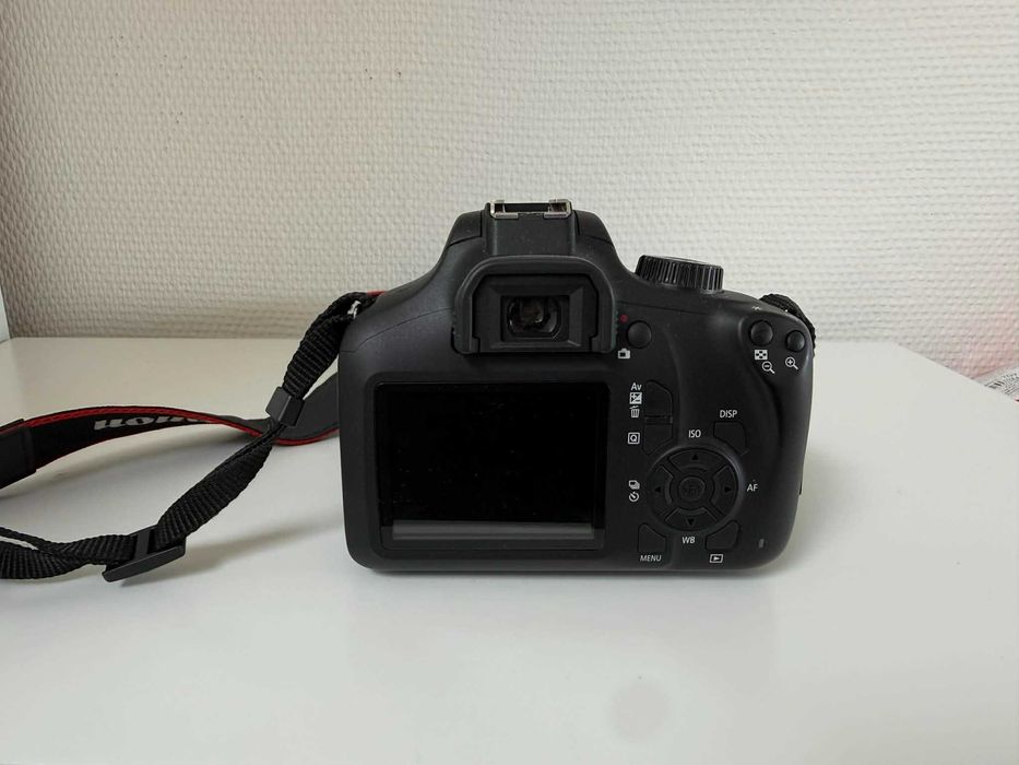 Продавам камера Canon