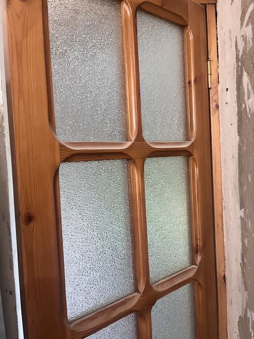 Продам деревянные двери